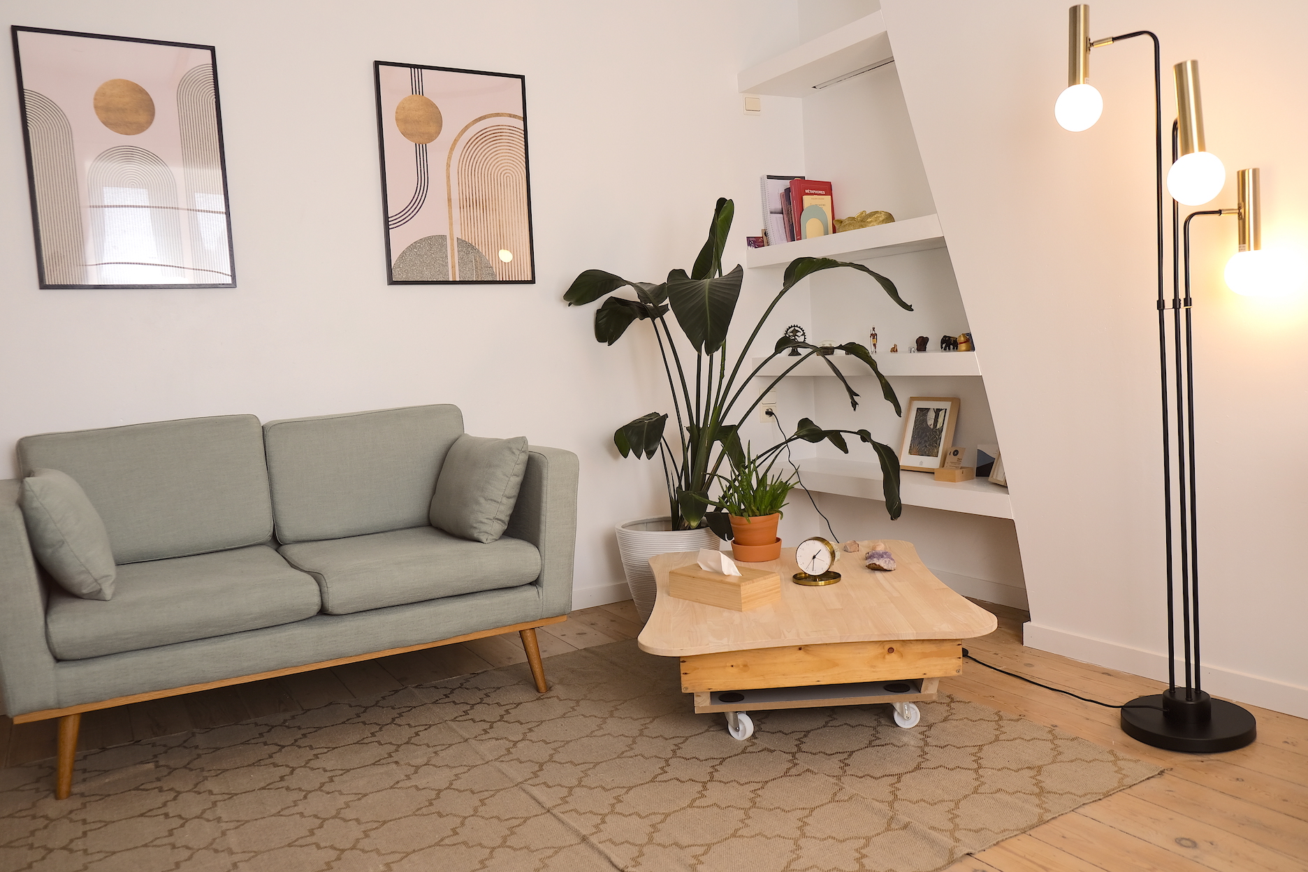 bureau 4